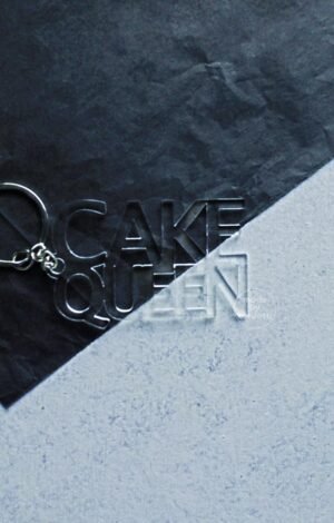 Cake queen key chain