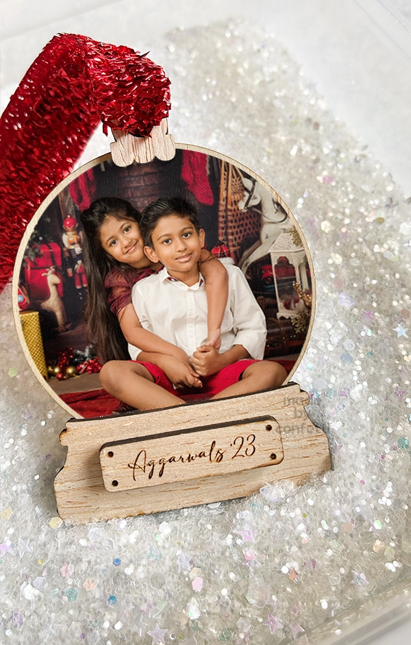 Christmas tag with photo and name